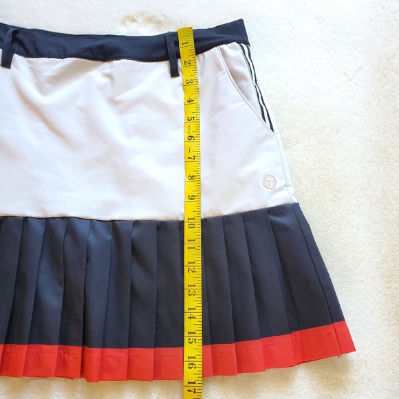 Tribal Sport Pleated Performance Skort Size Small - Picture 5 of 13